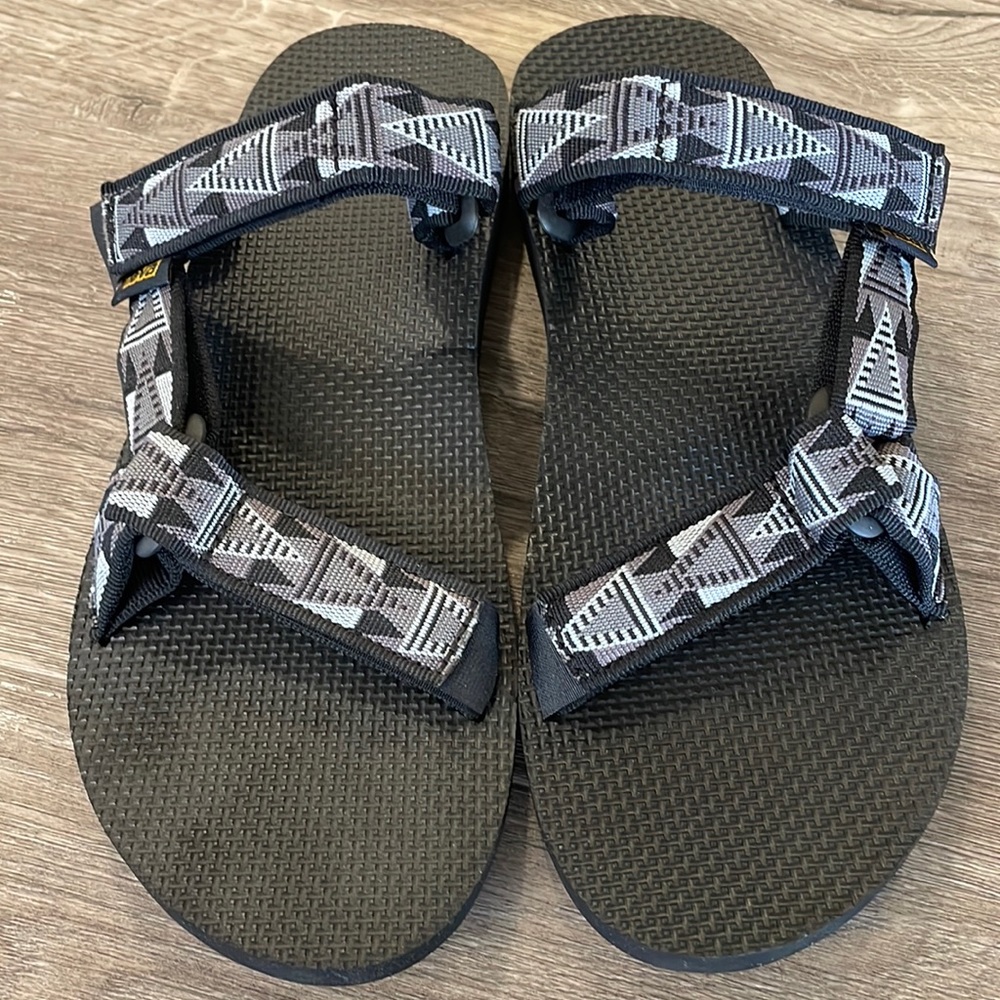 NEW Mens TEVA UNIVERSAL SLIDE Mosaic Black/Dusk US Size 9 WATER STRAP SANDALS